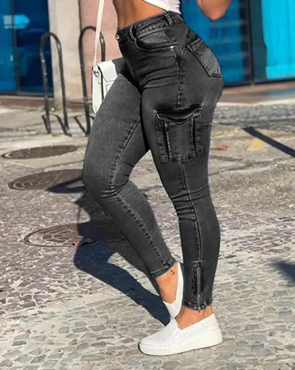 سراويل دينم نسائية موضة صيف 2025 جديدة بلون سادة وجيب بأزرار وسحاب تصميم عالي الخصر جينز ضيق يومي غير رسمي